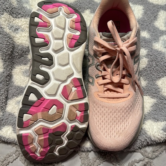 New balance fresh foamx running shoes - Picture 3 of 6
